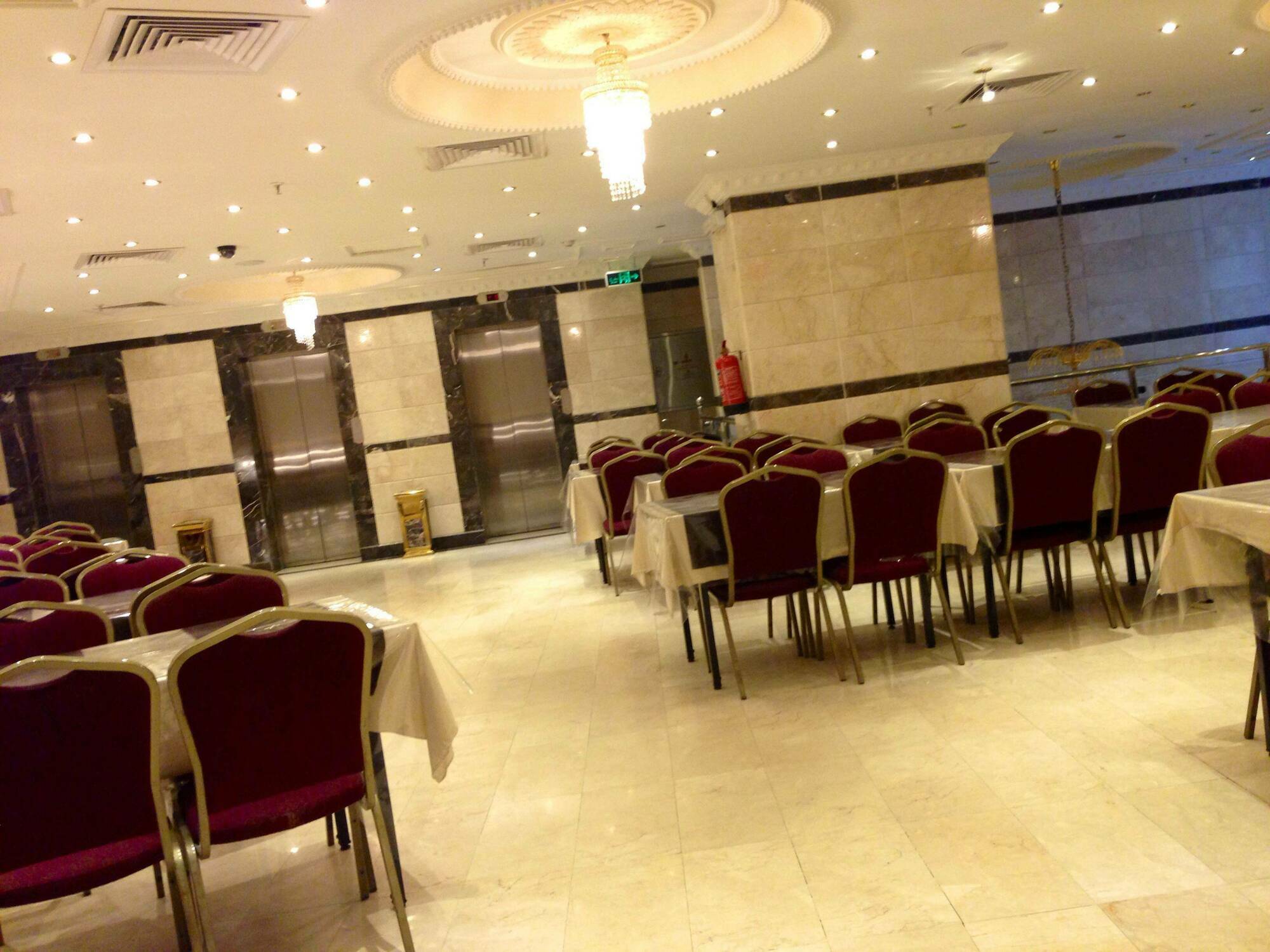 Qasr Al Azizia Hotel Mecca Exterior foto